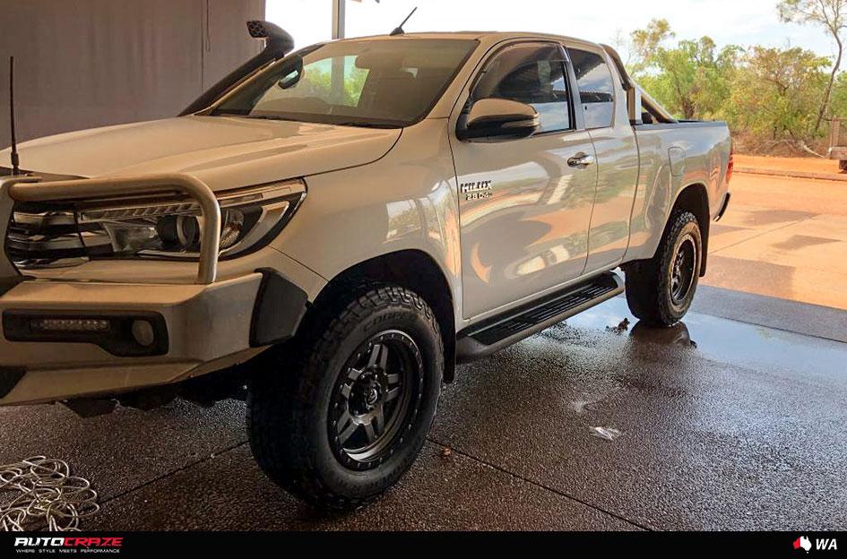 TOYOTA HILUX N80 4WD ANZA MATTE ANTHRACITE WITH BLACK RING